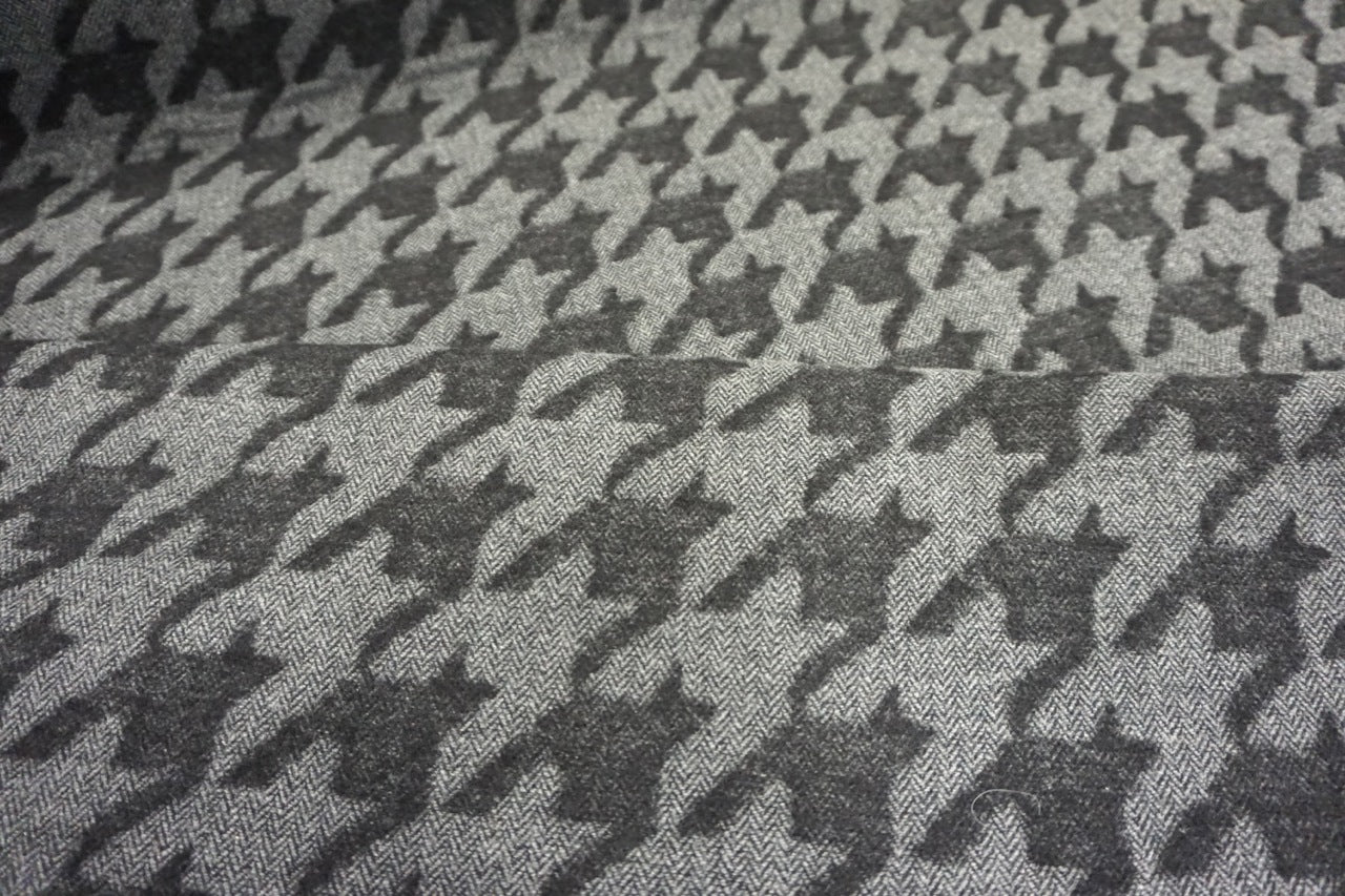 LAST PIECE: 2.00 MT  Houndstooth Herringbone, Double Cloth Heavy Coating